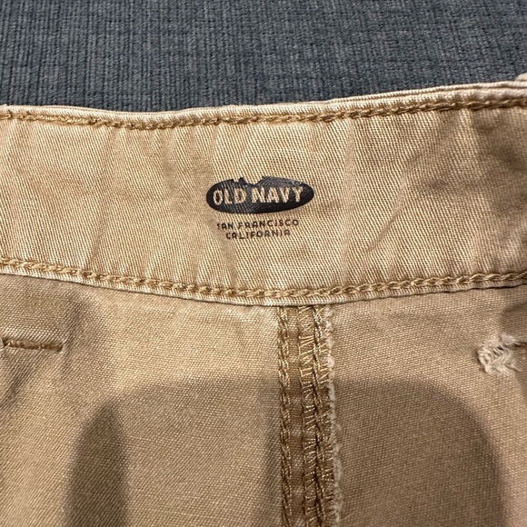 Men's Old Navy shorts - Picture 3 of 4